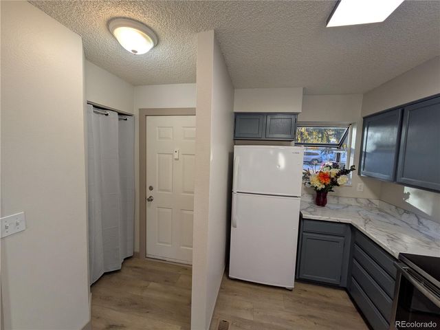 1818 S Quebec Way 5-7, Denver, CO 80231