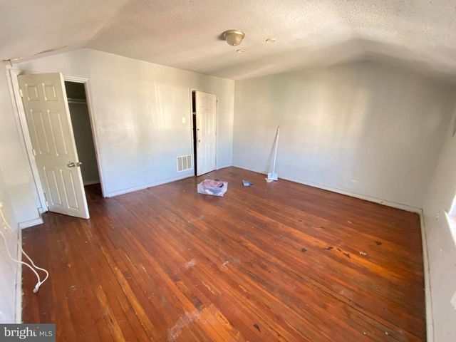 66 E COULTER ST, Philadelphia, PA 19144