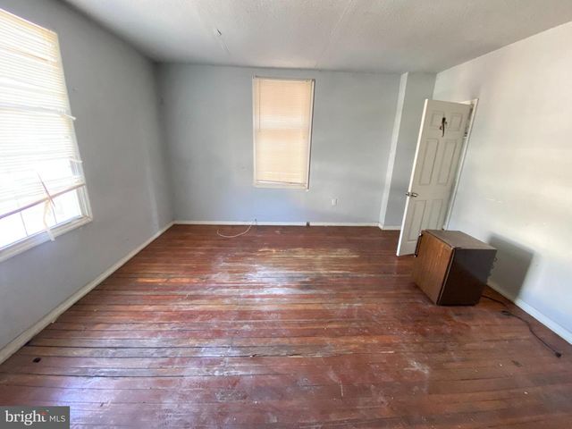 66 E COULTER ST, Philadelphia, PA 19144