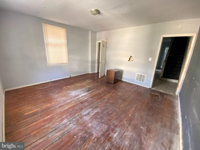 66 E COULTER ST, Philadelphia, PA 19144