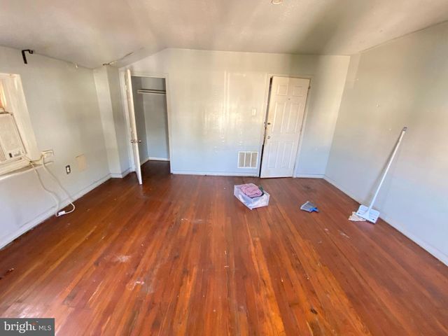 66 E COULTER ST, Philadelphia, PA 19144