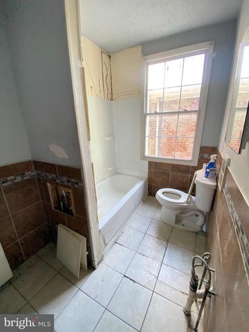 66 E COULTER ST, Philadelphia, PA 19144