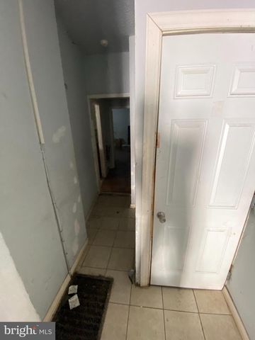 66 E COULTER ST, Philadelphia, PA 19144