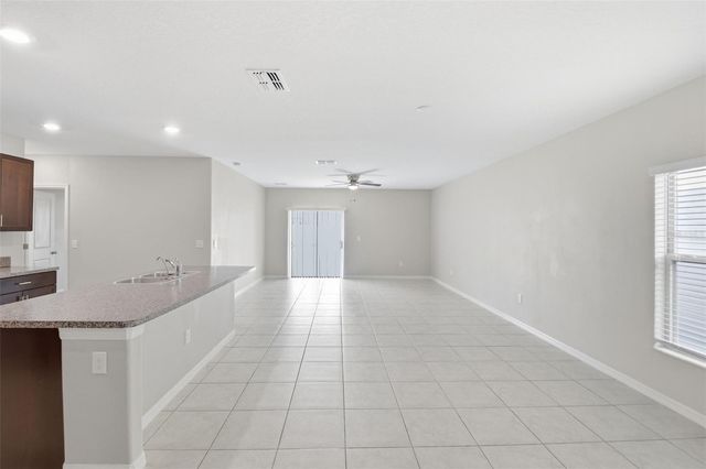 7329 CANTERBURY BELLS COURT, Tampa, FL 33619
