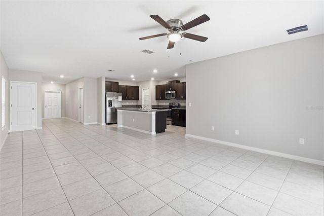 7329 CANTERBURY BELLS COURT, Tampa, FL 33619
