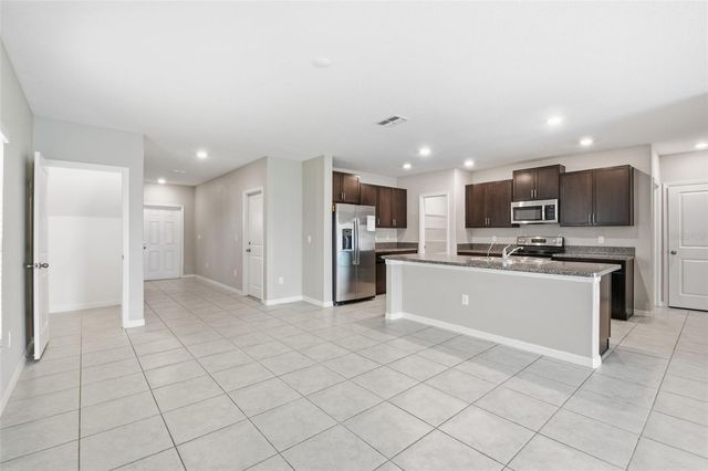 7329 CANTERBURY BELLS COURT, Tampa, FL 33619