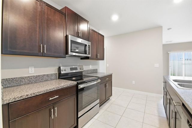 7329 CANTERBURY BELLS COURT, Tampa, FL 33619