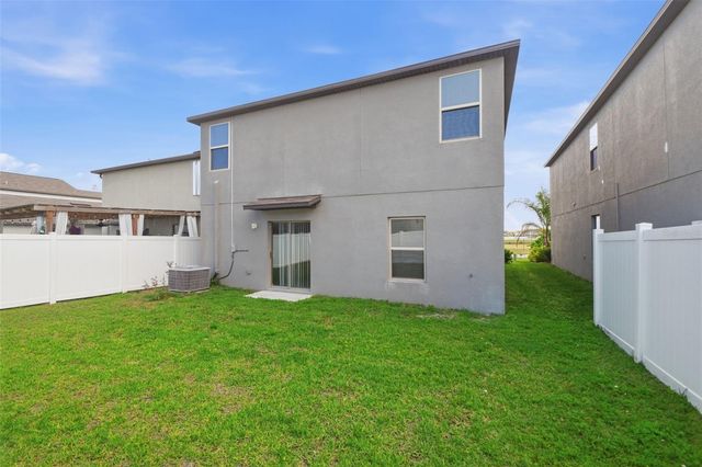 7329 CANTERBURY BELLS COURT, Tampa, FL 33619
