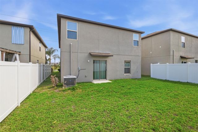 7329 CANTERBURY BELLS COURT, Tampa, FL 33619