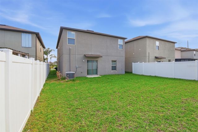 7329 CANTERBURY BELLS COURT, Tampa, FL 33619