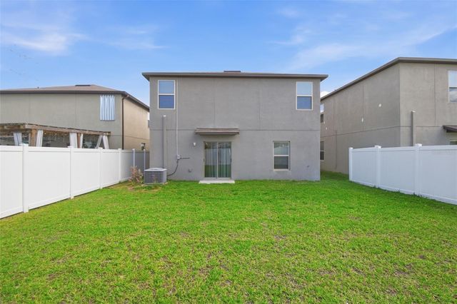 7329 CANTERBURY BELLS COURT, Tampa, FL 33619