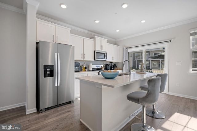 8383 DIETER DR, Rosedale, MD 21237