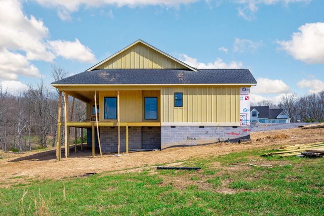 649 Snowy Meadow Lane, Soddy Daisy, TN 37379