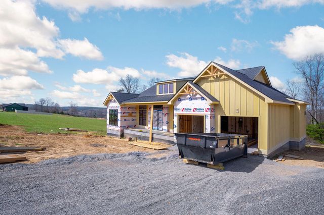 649 Snowy Meadow Lane, Soddy Daisy, TN 37379