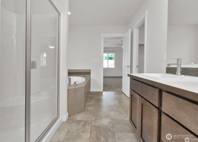 8525 Malia Ln., Olympia, WA 98513