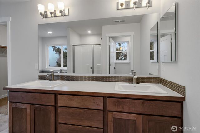 8525 Malia Ln., Olympia, WA 98513