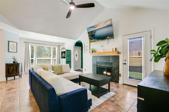 4702 Crest Oak RD, Austin, TX 78744
