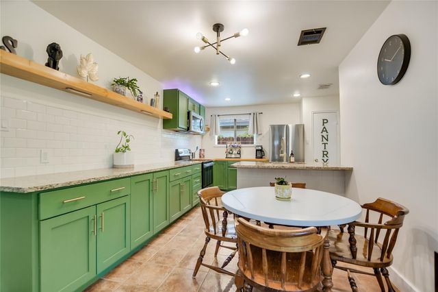 4702 Crest Oak RD, Austin, TX 78744