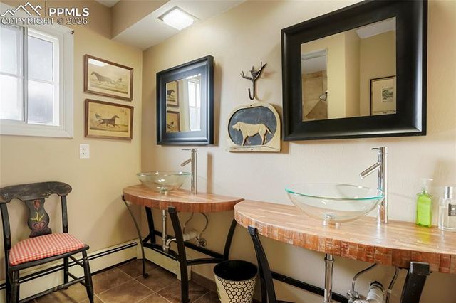 905 Taurus Drive, Colorado Springs, CO 80906