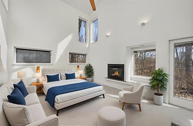 96 Windingwood Drive, Kalamazoo, MI 49009