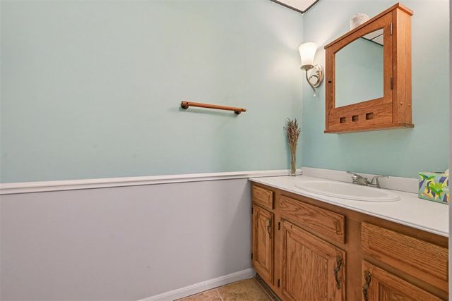 96 Windingwood Drive, Kalamazoo, MI 49009