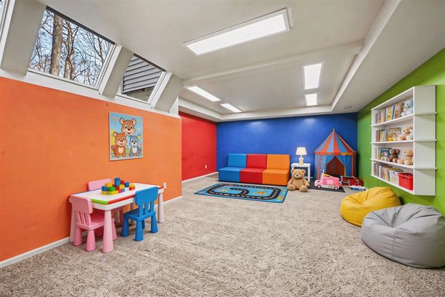 96 Windingwood Drive, Kalamazoo, MI 49009