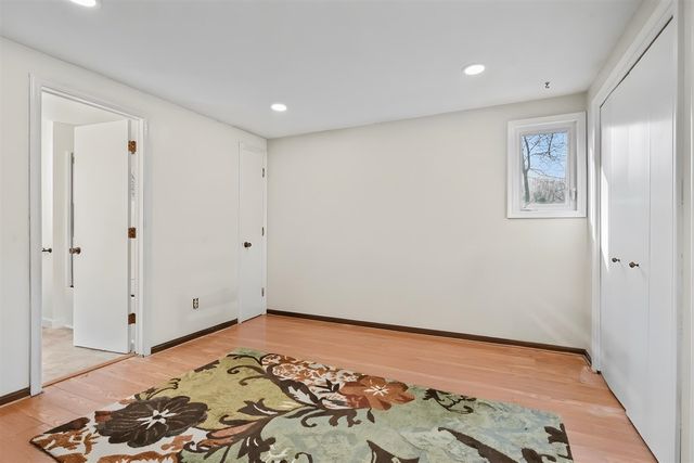 96 Windingwood Drive, Kalamazoo, MI 49009