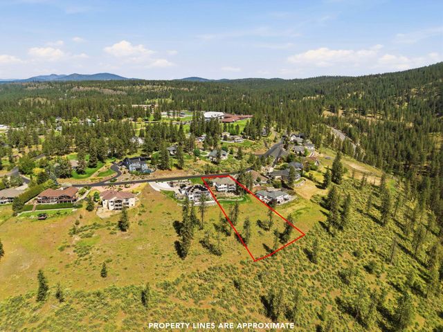 10599 W Lakeside Ln, Nine Mile Falls, WA 99026