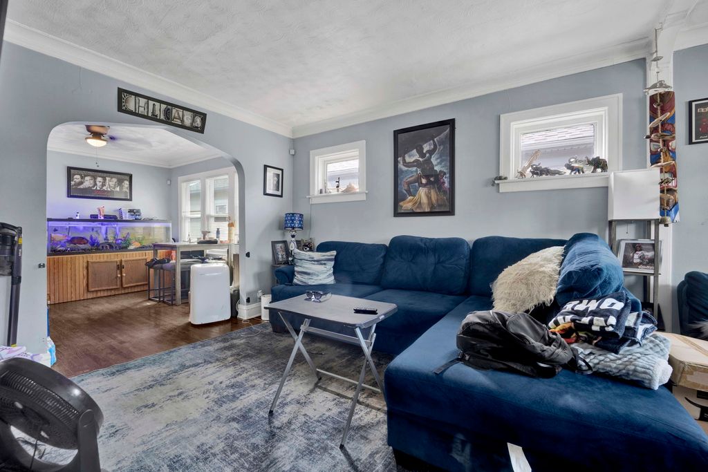10155 S WENTWORTH Avenue, Chicago, IL 60628 — photo 2