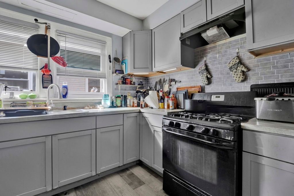 10155 S WENTWORTH Avenue, Chicago, IL 60628 — photo 3