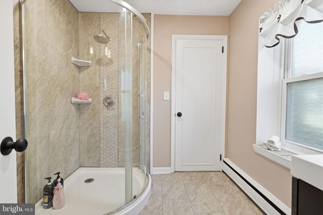 473 SWEETBRIAR DR, Warminster, PA 18974