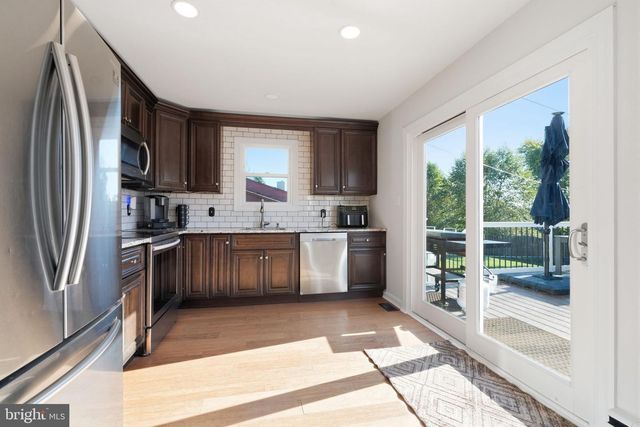 473 SWEETBRIAR DR, Warminster, PA 18974