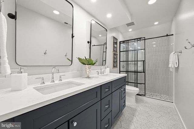 3030 N QUINCY ST, Arlington, VA 22207