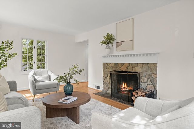 3030 N QUINCY ST, Arlington, VA 22207