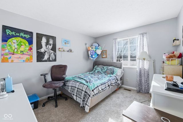 90 Meadow Creek Boulevard, Whiteland, IN 46184