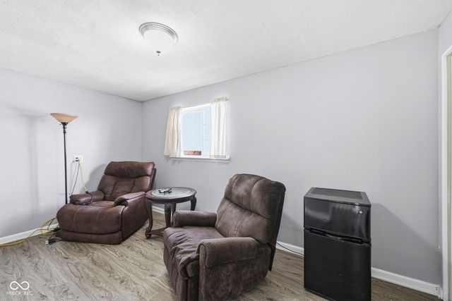 90 Meadow Creek Boulevard, Whiteland, IN 46184