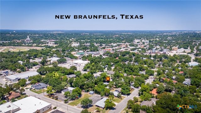 240 Clemens Avenue 1-Front, New Braunfels, TX 78130
