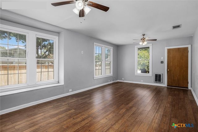 240 Clemens Avenue 1-Front, New Braunfels, TX 78130