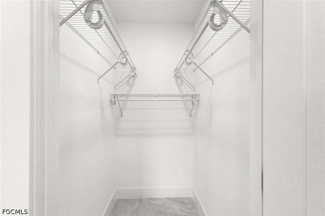 1137 Essex ST E, Lehigh Acres, FL 33974