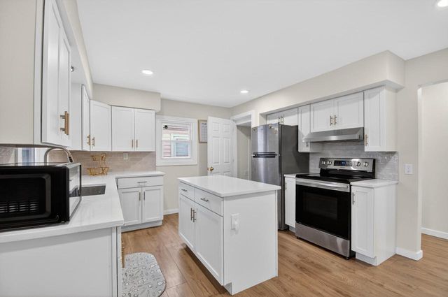 3012 Dwight STREET, Racine, WI 53403