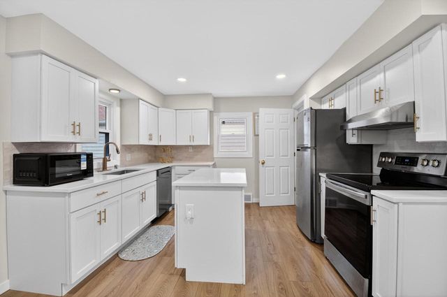 3012 Dwight STREET, Racine, WI 53403