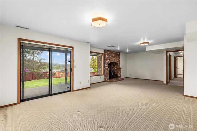 746 22nd Street SW, Puyallup, WA 98371