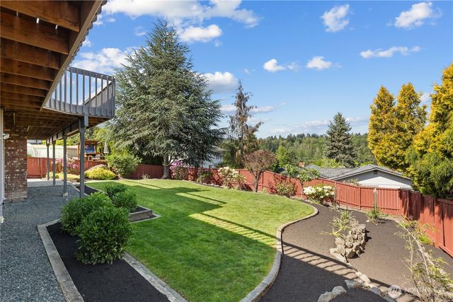 746 22nd Street SW, Puyallup, WA 98371