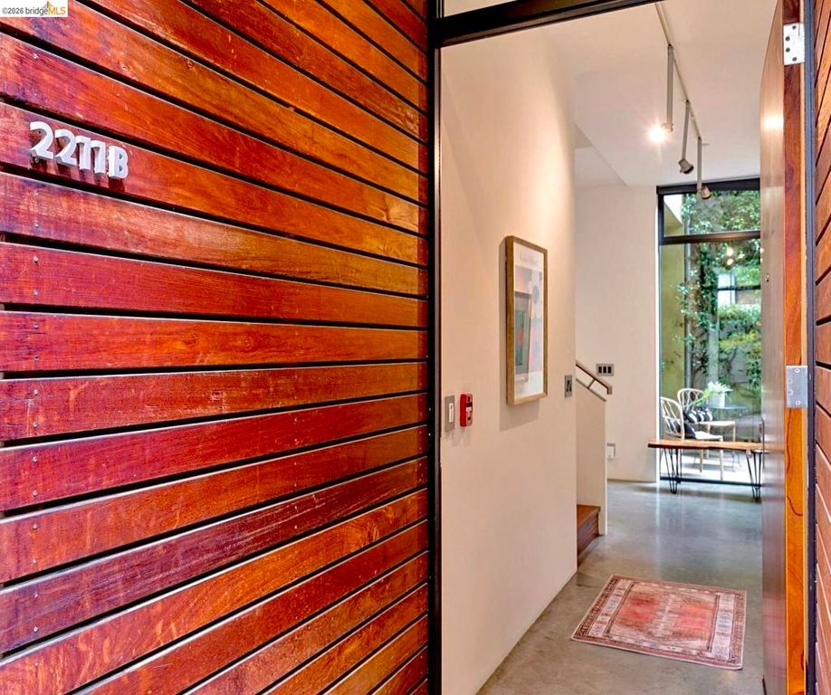 Image 3 of property listing at 2211 5Th St B, Berkeley, CA 94710