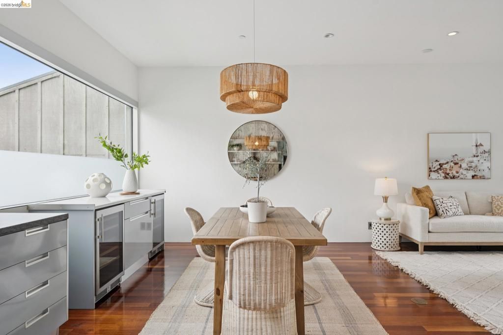 Image 32 of property listing at 2211 5Th St B, Berkeley, CA 94710