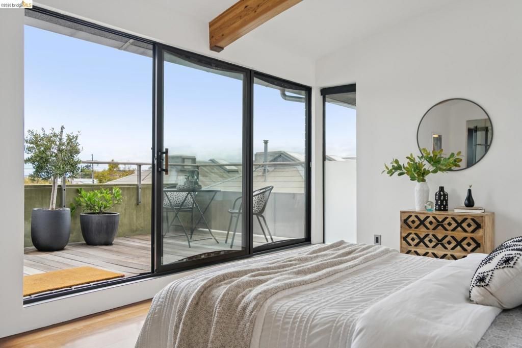 Image 45 of property listing at 2211 5Th St B, Berkeley, CA 94710