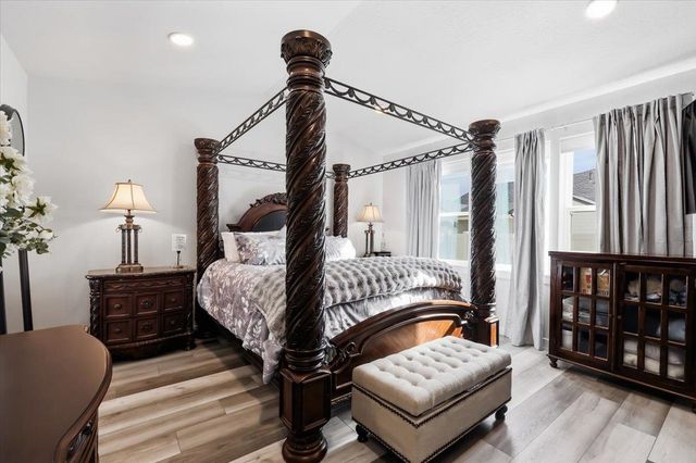 18240 E 17th Ln, Greenacres, WA 99016