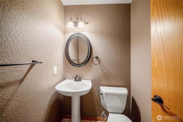 2409 Buckingham Drive SE, Olympia, WA 98501