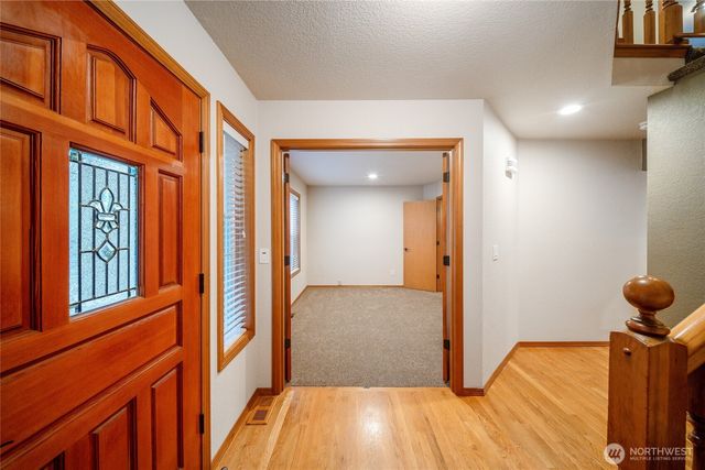 2409 Buckingham Drive SE, Olympia, WA 98501