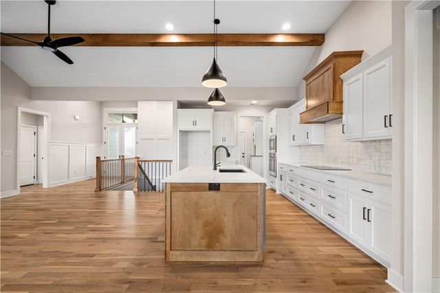 24915 W 112th Street, Olathe, KS 66061